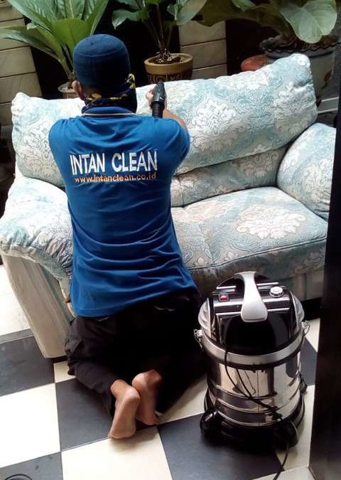 Jasa Cuci Sofa Di Pondok Cina Depok