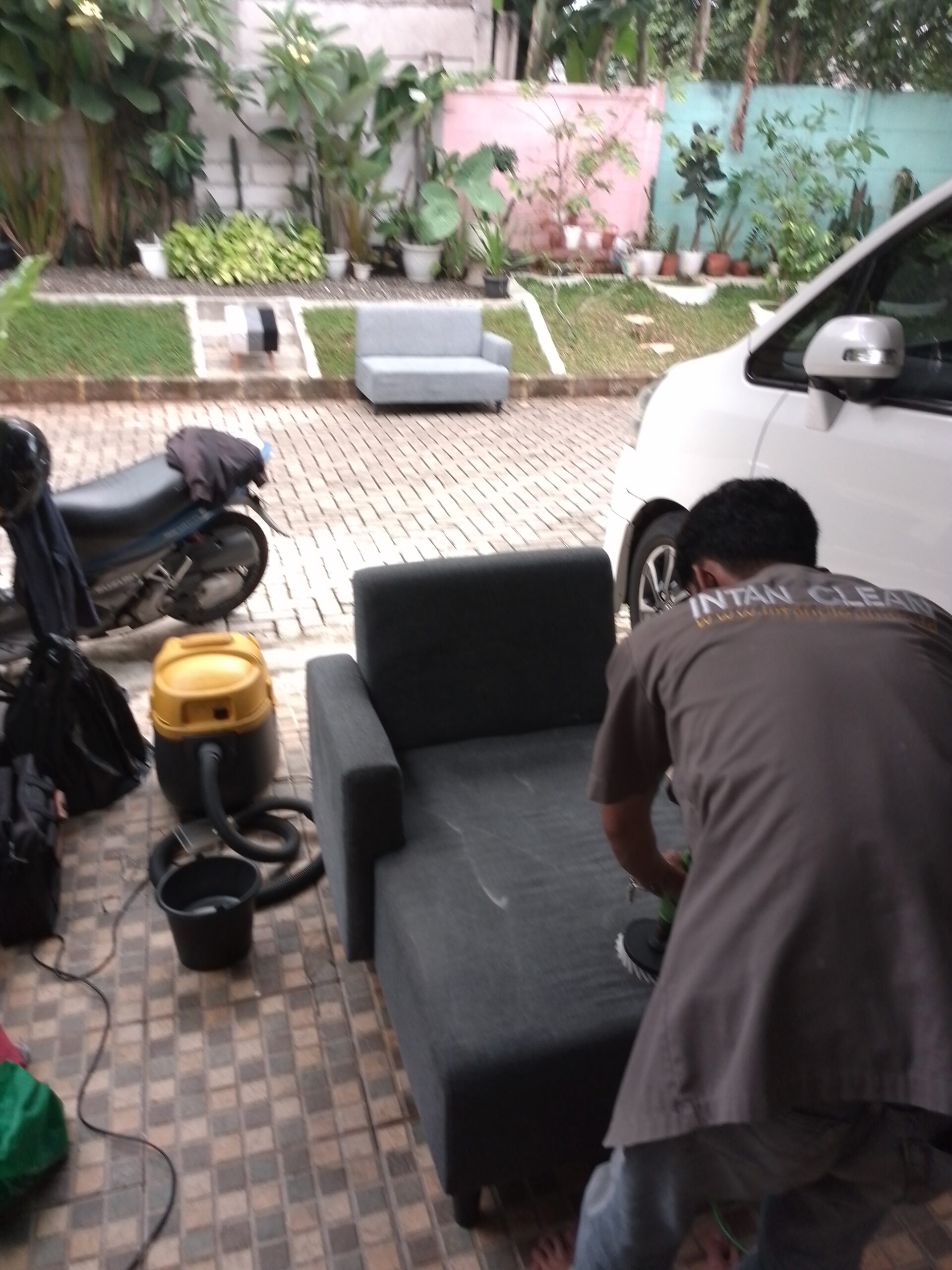 jasa cuci sofa di cipayung depok