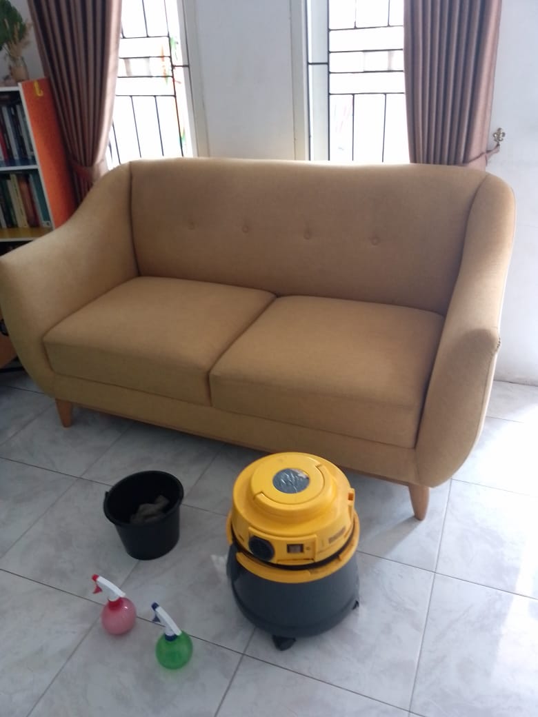 jasa cuci sofa dikemang bogor