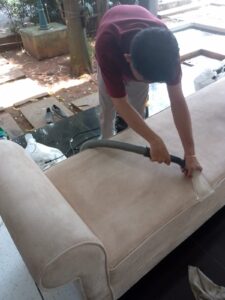 jasa cuci sofa di ratu jaya depok