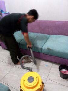 jasa cuci sofa di beji depok