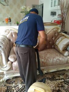 jasa cuci sofa di kelapa dua depok