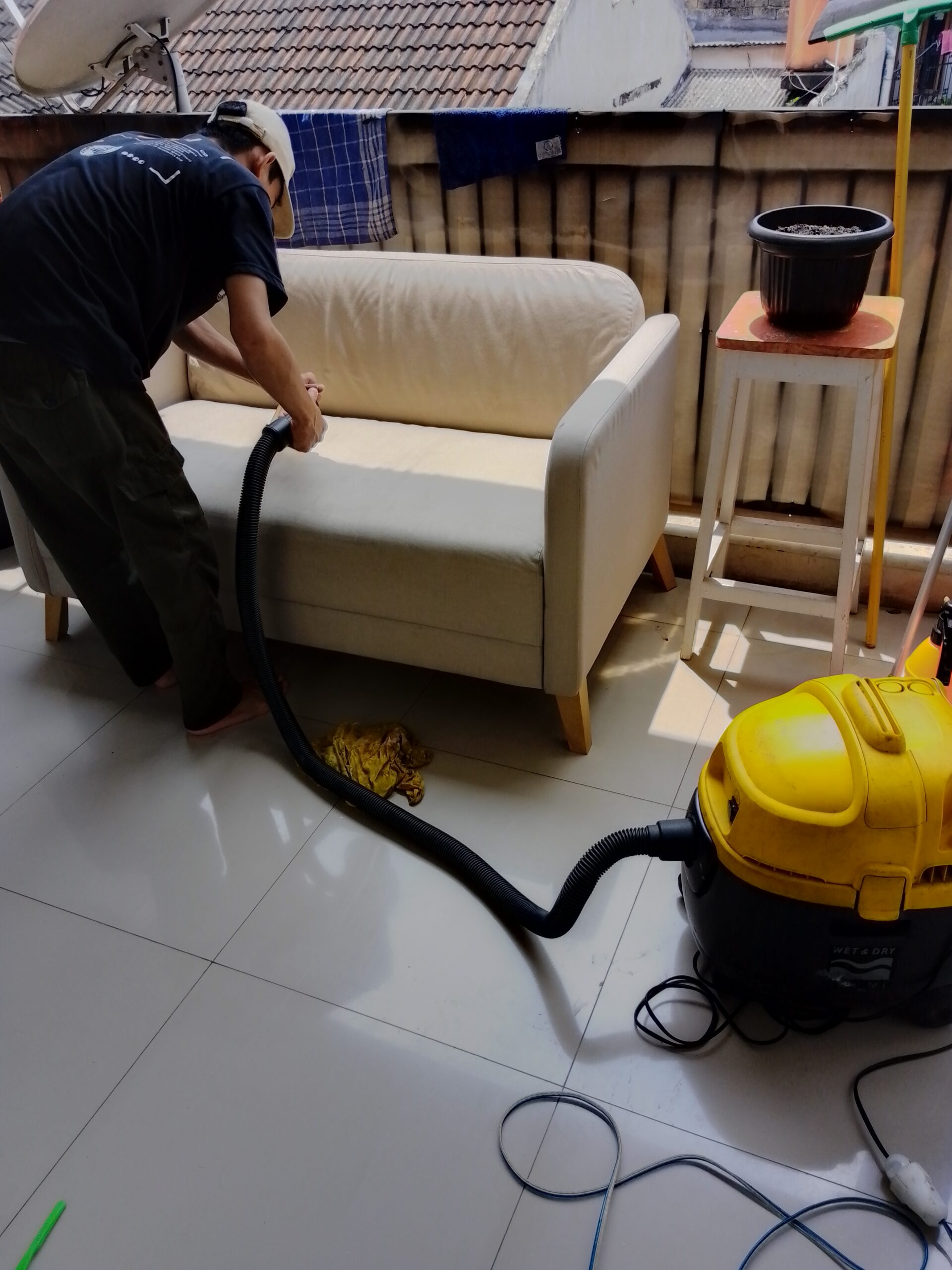 jasa cuci sofa di cimanggis depok