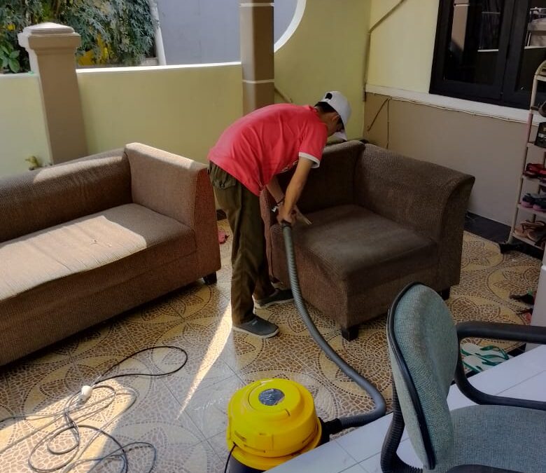Jasa Cuci Sofa Di Cikaret Bogor