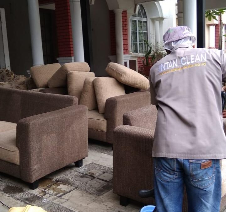 Jasa Cuci Sofa Di Bedahan Depok