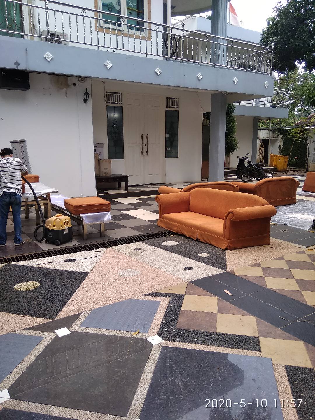 jasa cuci sofa di kukusan depok