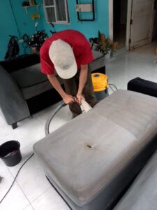 jasa cuci sofa di cinangka depok