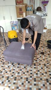 jasa cuci sofa di gunung putri bogor