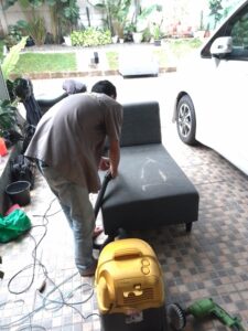 jasa cuci sofa di jatijajar depok