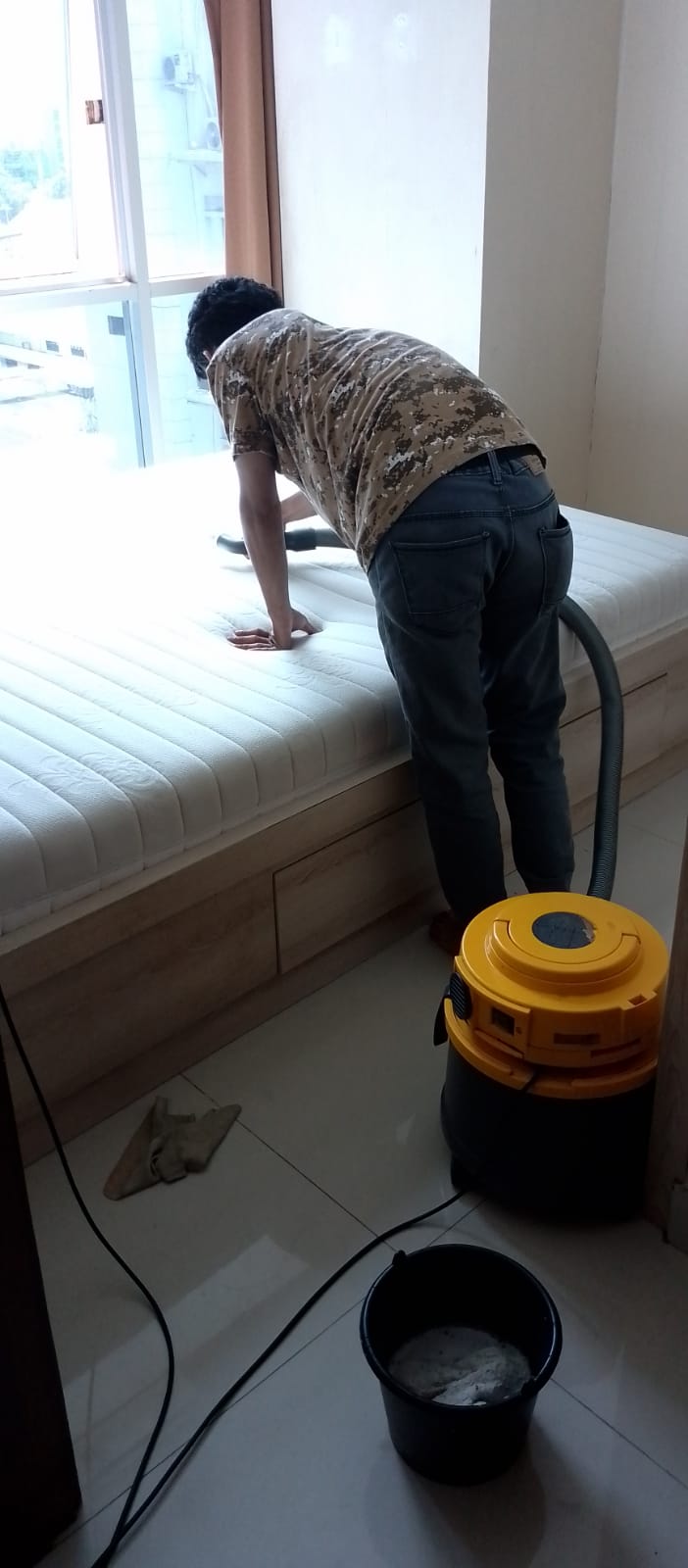 jasa cuci springbed di kalimulya depok