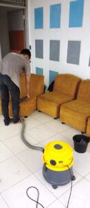 jasa cuci sofa di sukatani depok
