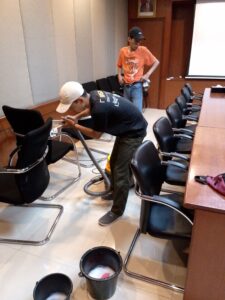 jasa cuci kursi di sukahati bogor