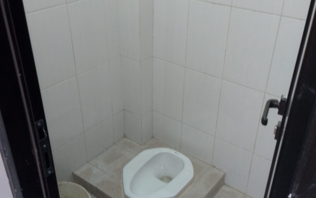 Jasa Pembersih Toilet