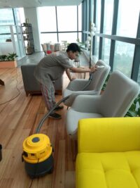 jasa cuci sofa di limo depok